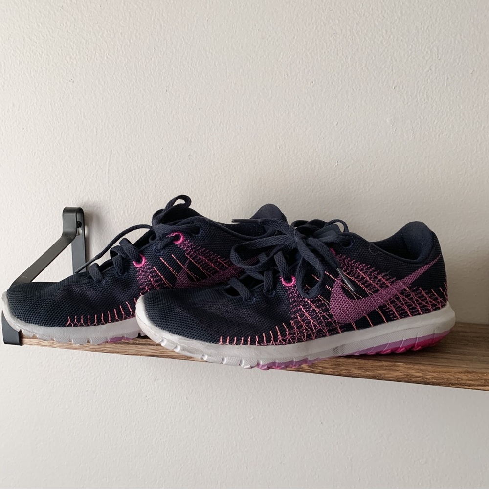 Nike Womens Sneaker